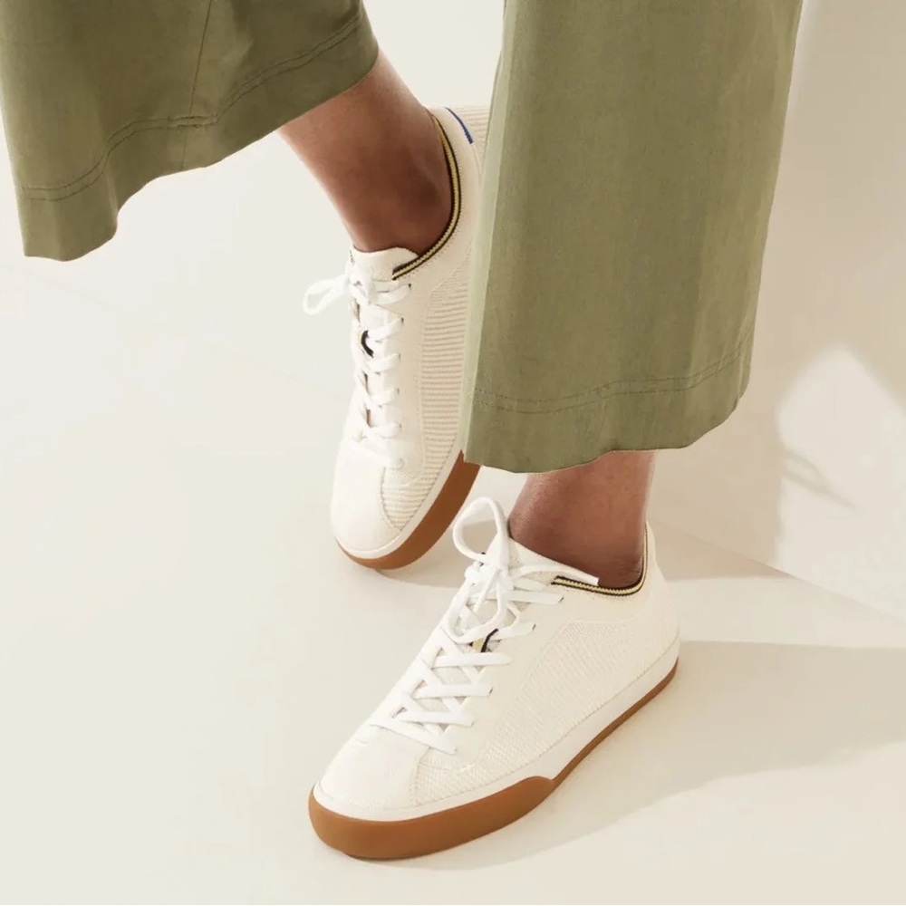 Rothy’s The Lace Up Sneaker 9 Off White